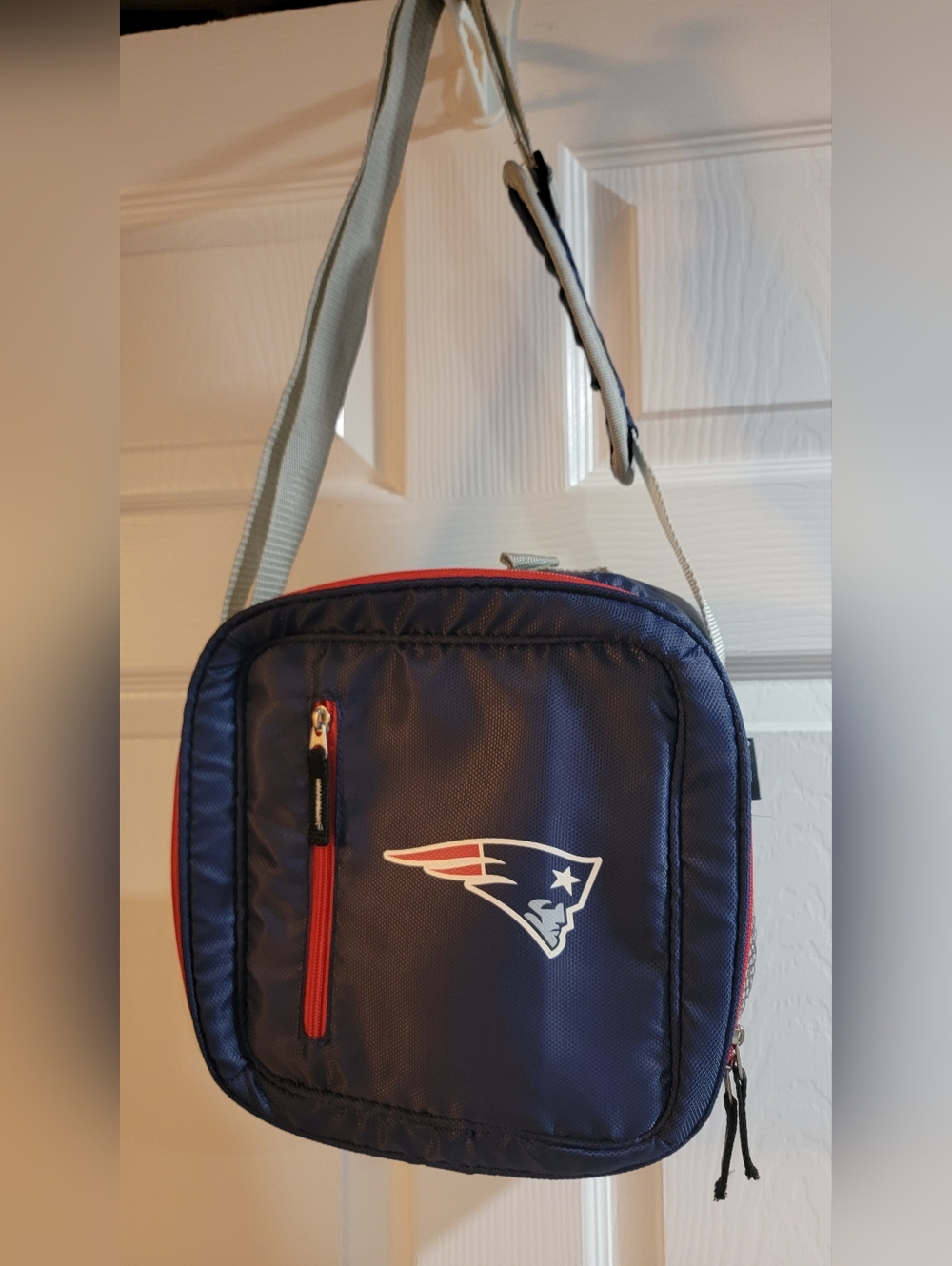 Like New -- Cokeman- New England Patriots Cooler Bag.